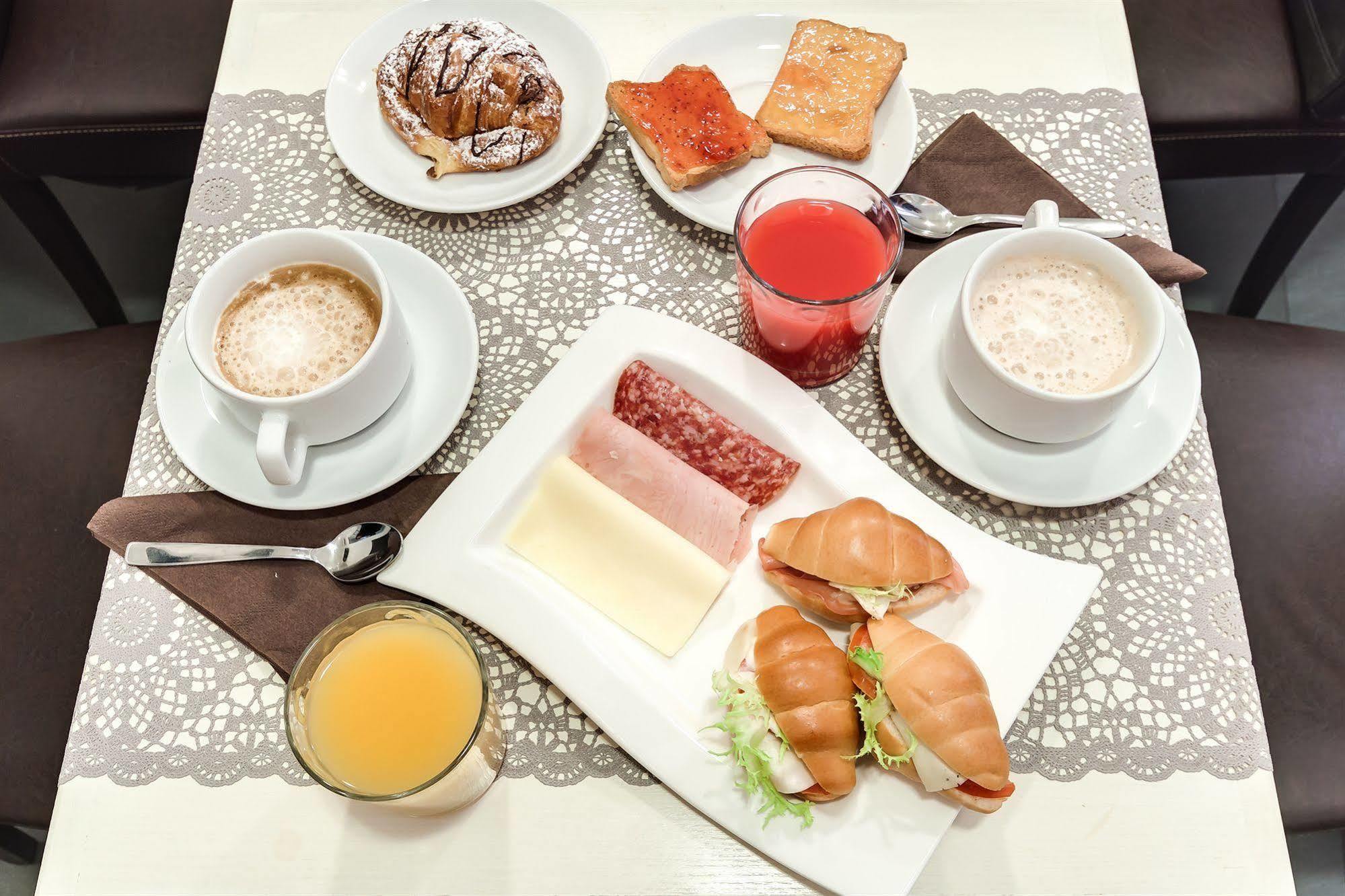 River Bed and breakfast 2*
